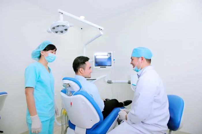 Hình ảnh 2 về Nha khoa Kim - Không gian hiện đại, vô trùng tuyệt đối cùng phòng phẫu thuật đạt chuẩn quốc tế.