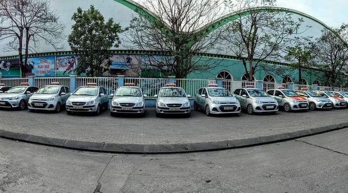 Hình ảnh đội xe Taxi Mạo Khê