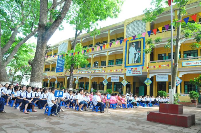 Khuôn viên hiện đại và xanh mát của Trường Tiểu học La Thành