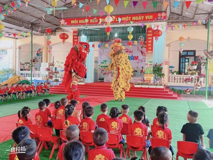 Hình ảnh tươi vui tại Trường Mầm Non Hoa Mai - Nơi những nụ cười trẻ thơ tỏa sáng