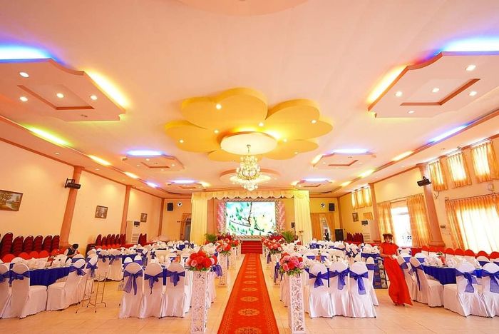 Nhà Hàng Hoa Mai ảnh 1