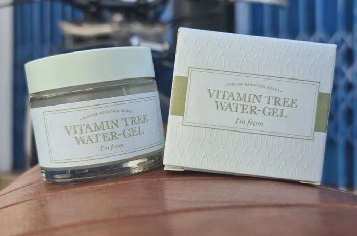 Hình ảnh 2 - Kem dưỡng I'm From Vitamin Tree Water Gel: Kết cấu gel mỏng nhẹ tan nhanh trên da, để lại cảm giác tươi mát tức thì.