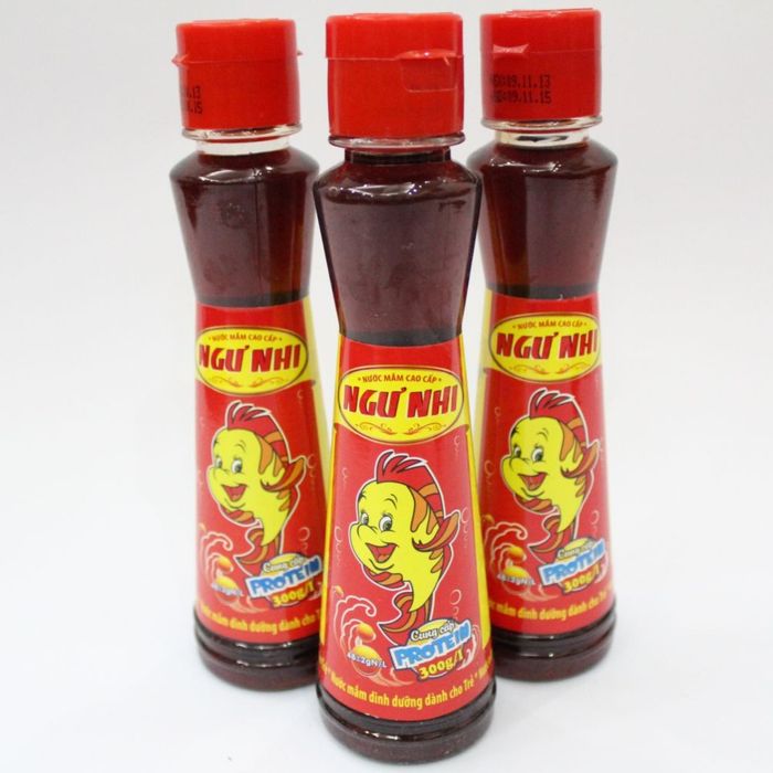 Hình ảnh chai nước mắm Ngư Nhi phiên bản cho bé