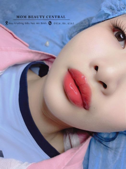 Không gian hiện đại và sang trọng tại Móm Beauty Central