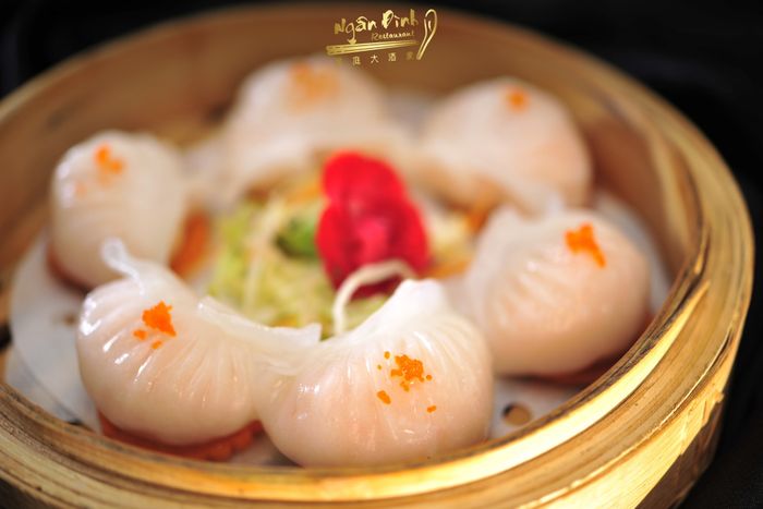 Món ăn hấp dẫn tại Ngân Đình luôn làm say đắm lòng thực khách, mỗi món ăn là một sự kết hợp hoàn hảo giữa hương vị và nghệ thuật trình bày.