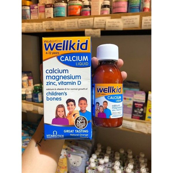 Ảnh minh họa của Canxi nước Wellkid Calcium Liquid, sản phẩm hỗ trợ phát triển xương và sức khỏe toàn diện cho trẻ.