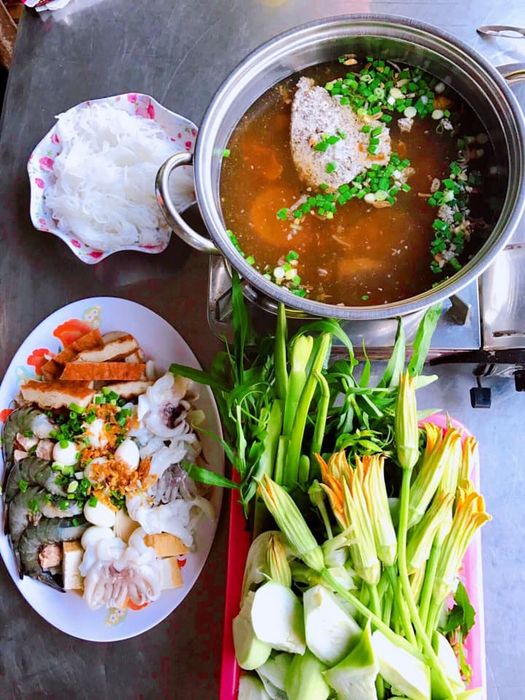Cô Út Cua Đồng ảnh 1