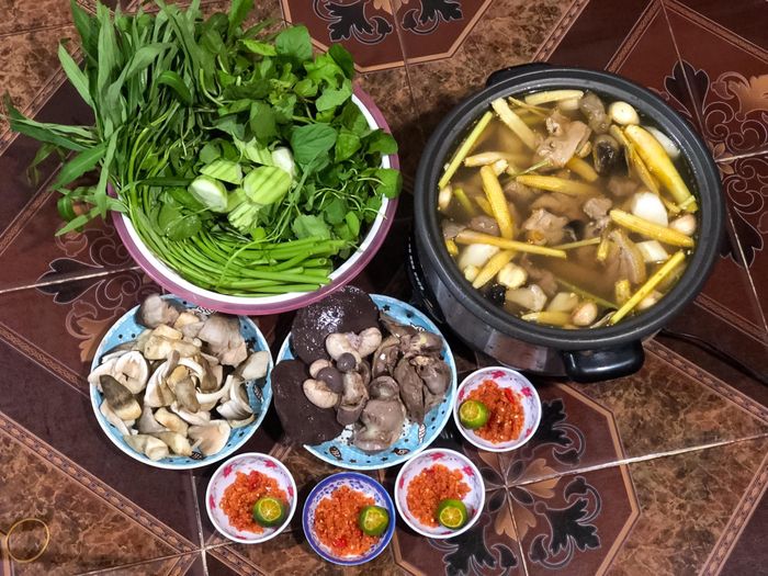 Lẩu Gà Tấn Lộc ảnh 2