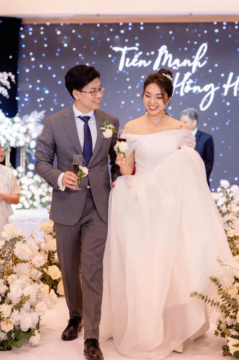 Không gian thử váy sang trọng tại Dan Bridal