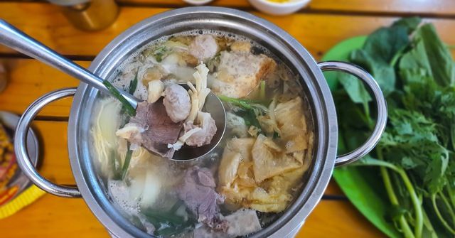 Lẩu Bò Cô Bi ảnh 2