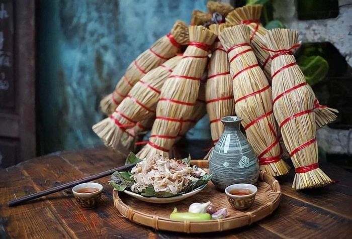 Không gian ấm cúng tại Út Hiền - Đặc sản Bình Định