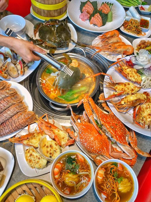 Không gian ẩm thực sang trọng và đẳng cấp tại Cửu Vân Long