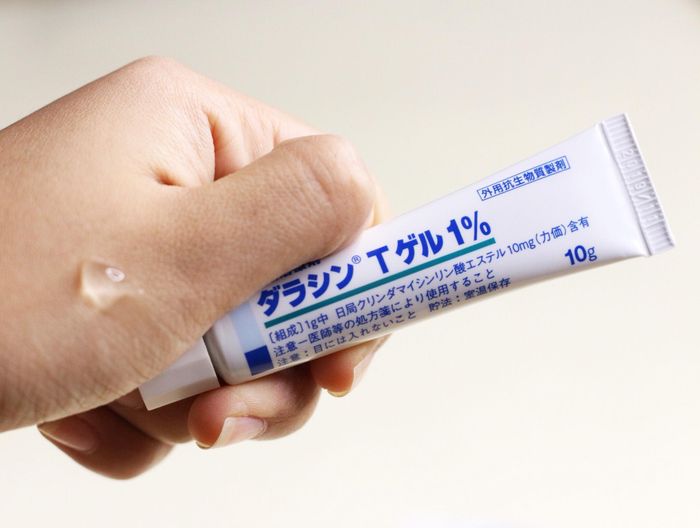 Hình ảnh chi tiết Dalacin T Gel - Kết cấu gel đặc trị thẩm thấu nhanh