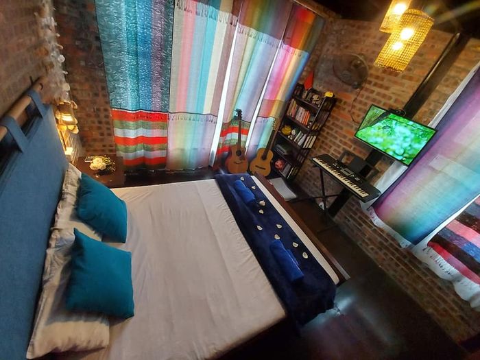 Halo Bay Homestay - Góc bếp chung ấm cúng