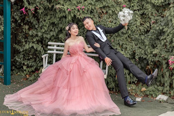 Áo cưới Lucky Anh & Em - Khoảnh khắc tỏa sáng