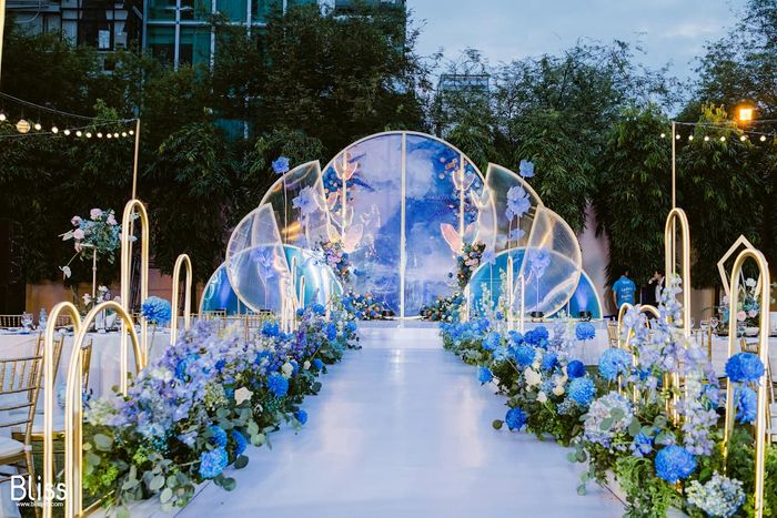 Không gian tiệc cưới sang trọng được thiết kế bởi Bliss Weddings & Events