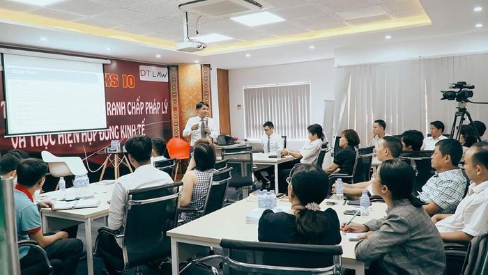 Môi trường làm việc hiện đại của Công ty Luật Đặng Thành