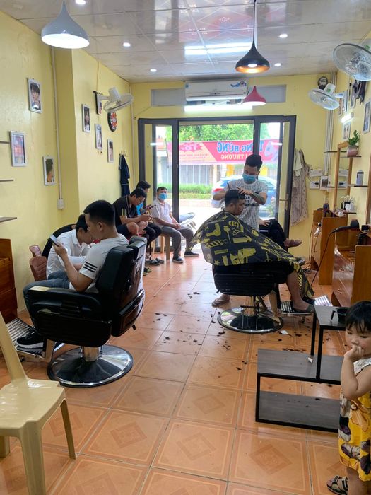 BarberShop TIẾN 3T - Không gian nghệ thuật