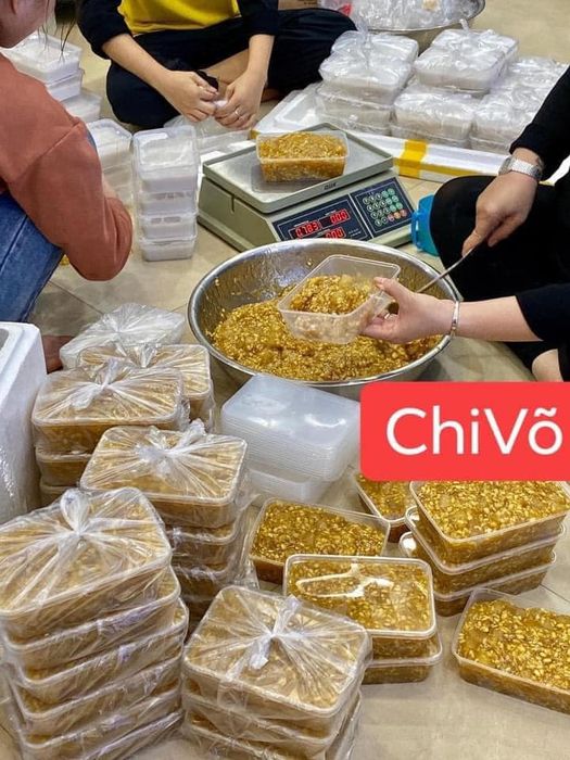 Hình ảnh sống động về món chè bưởi Chi Võ - Nét tinh hoa ẩm thực đường phố