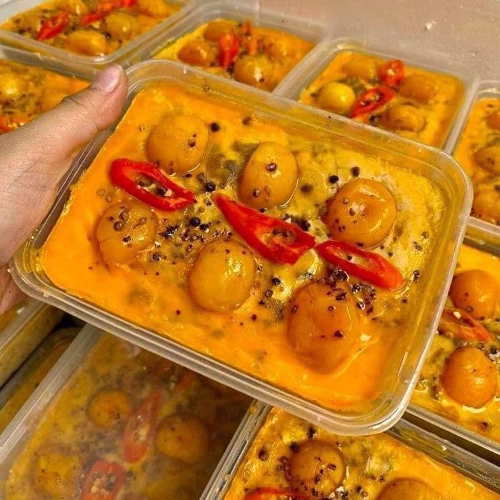Những món ốc tươi ngon bày bắt mắt tại Ốc Bãi Tiên
