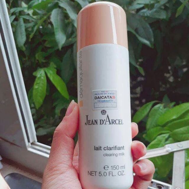 Hình ảnh minh họa sản phẩm Jean D'Arcel Clearing Milk