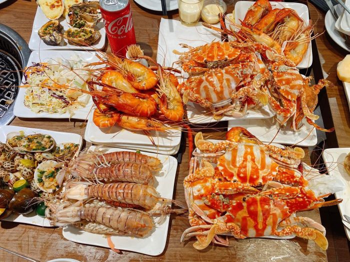 Hình ảnh trải nghiệm ẩm thực đa dạng tại Buffet Chef Dzung