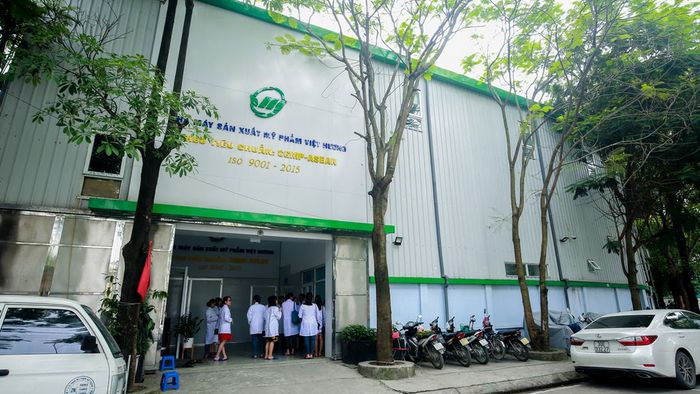 Hình ảnh Việt Hương Cosmetics