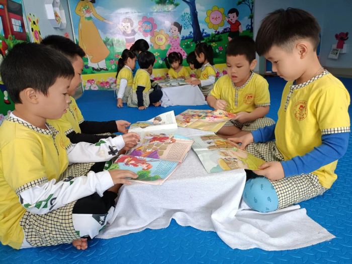Hình ảnh hoạt động học tập vui nhộn tại Trường Mẫu Giáo Rạng Đông