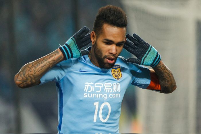 Alex Teixeira - Lựa chọn khác biệt trong sự nghiệp - Ảnh 1