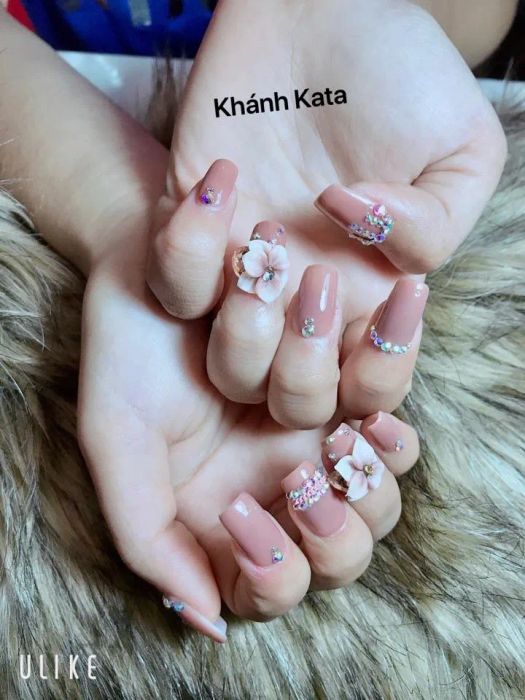 Hình ảnh những mẫu nail đầy nghệ thuật tại Khánh Kata