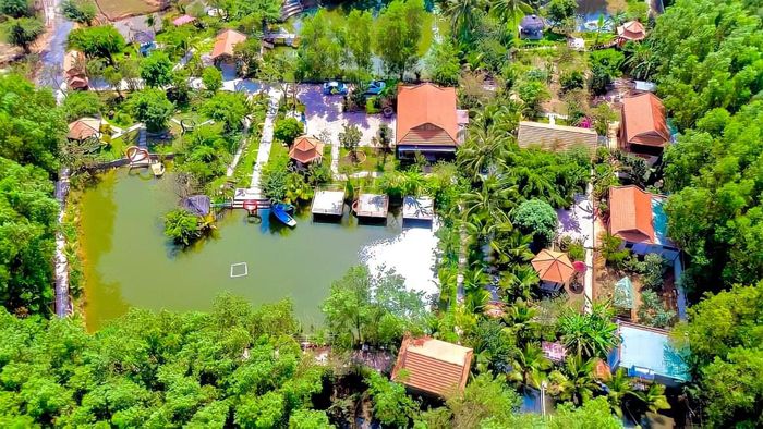 Đồi Cừu Bưng Riềng - Ảnh thảo nguyên xanh bạt ngàn cùng đàn cừu thơ thẩn