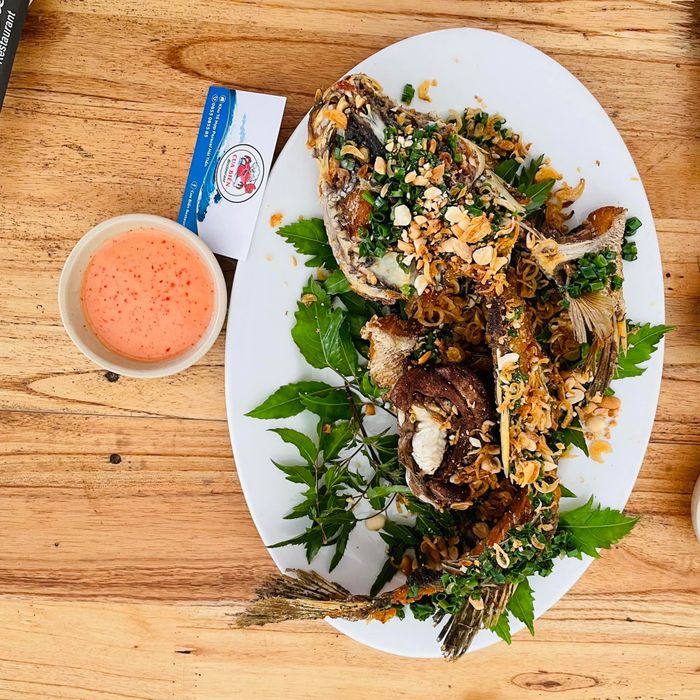 Cua Biển Restaurant - Không gian đẹp, hải sản tươi ngon, đẳng cấp tại Biển Hải Tiến