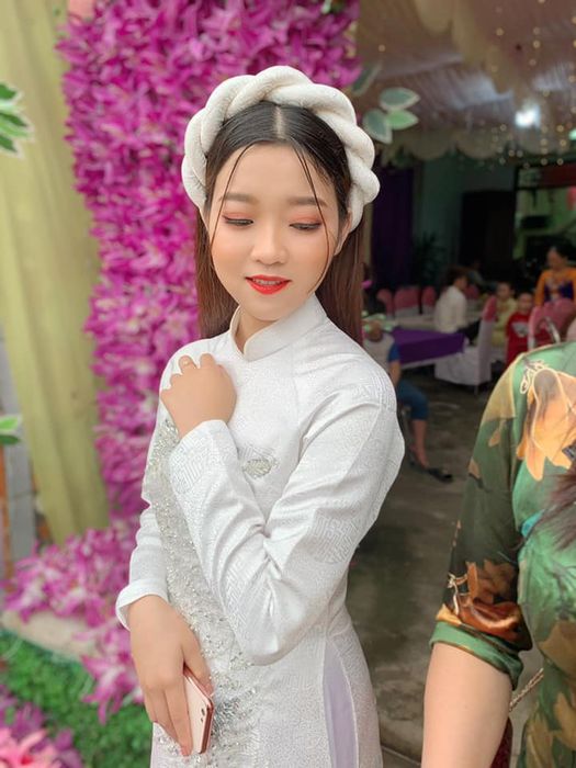 Khoảnh khắc tỏa sáng của cô dâu cùng Áo Cưới Thành Mai