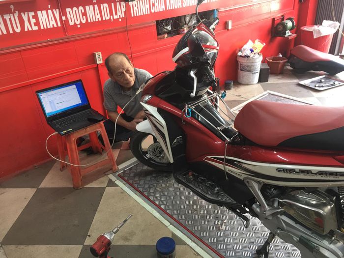 Trung Tâm Sửa Chữa Xe Máy Kỹ Thuật Cao Ngô Đông ảnh 2