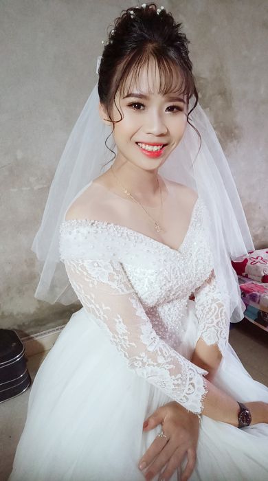 Bộ sưu tập trang điểm cô dâu ấn tượng tại Ảnh Viện Áo Cưới Anh Thư