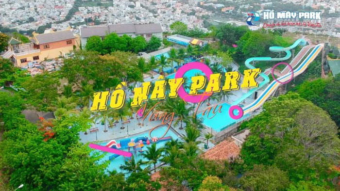 Hồ Mây Park - Ảnh panorama tuyệt đẹp từ đỉnh núi