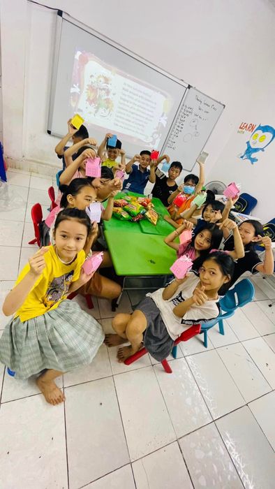 Giờ học tương tác đầy hứng khởi tại Super English Center