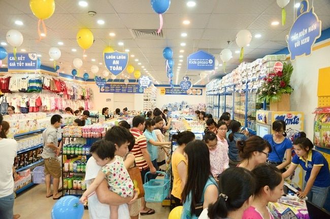 Không gian trưng bày sản phẩm sang trọng tại Kids Plaza