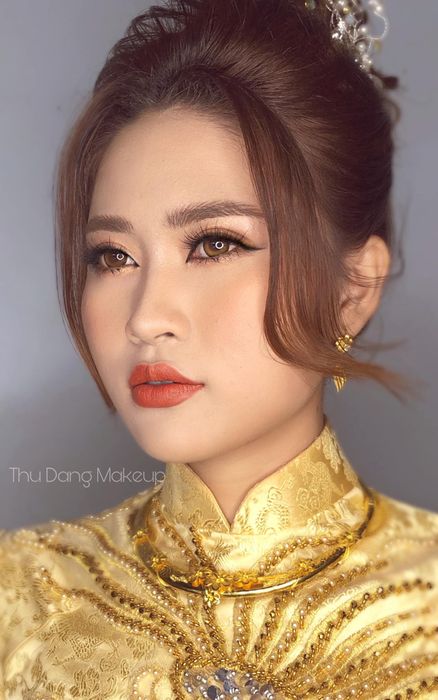 Bộ sưu tập phong cách trang điểm đa dạng từ Thư Đặng Makeup