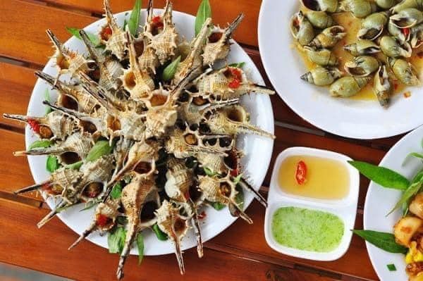Nhà Hàng Hải Sản Lê Gia - Tận hưởng bữa tiệc hải sản tại một không gian hiện đại và rộng rãi