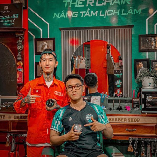 Tác phẩm nghệ thuật tóc tại Đông Tây Barber Shop