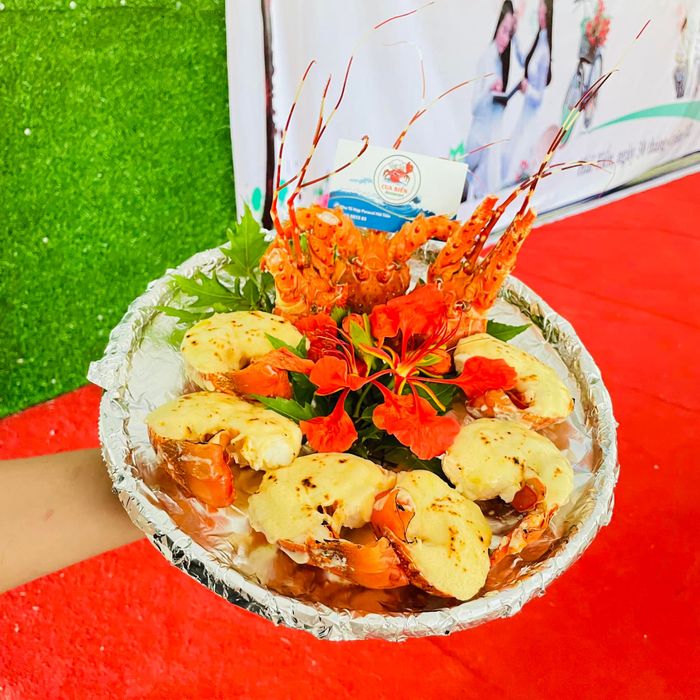 Cua Biển Restaurant - Không gian sang trọng và hải sản tươi ngon tại Hải Tiến, Thanh Hóa