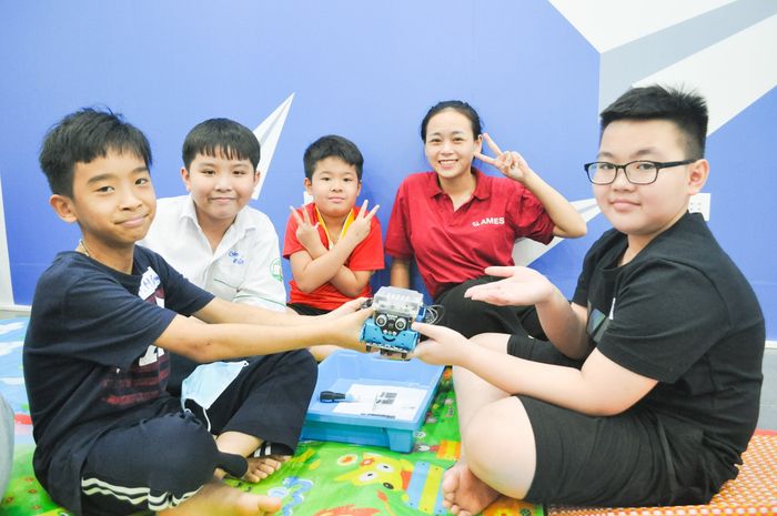 Hình ảnh lớp học tương tác tại Anh ngữ AMES