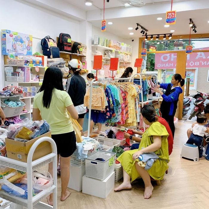 Bộ sưu tập đồ dùng sơ sinh đa dạng tại May Baby Corner