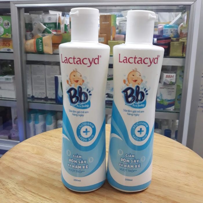 Hình ảnh chai sữa tắm Lactacyd BB chính hãng