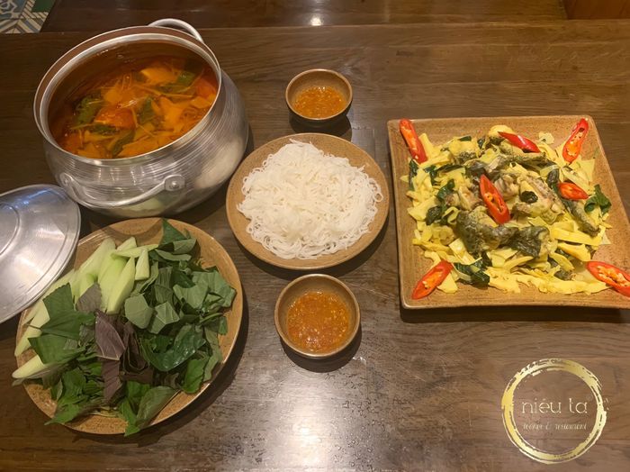 Hình ảnh Nhà hàng Niêu Ta Lounge & Restaurant 1