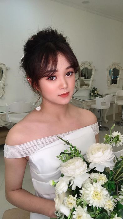 Tác phẩm nghệ thuật trang điểm cô dâu đầy tinh tế từ Huyền Chi Beauty