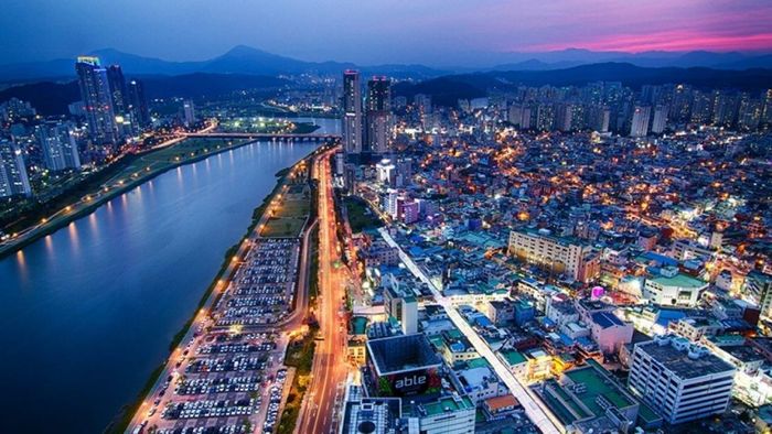 Ulsan - Nơi sóng biển vỗ về những công trình công nghiệp đồ sộ