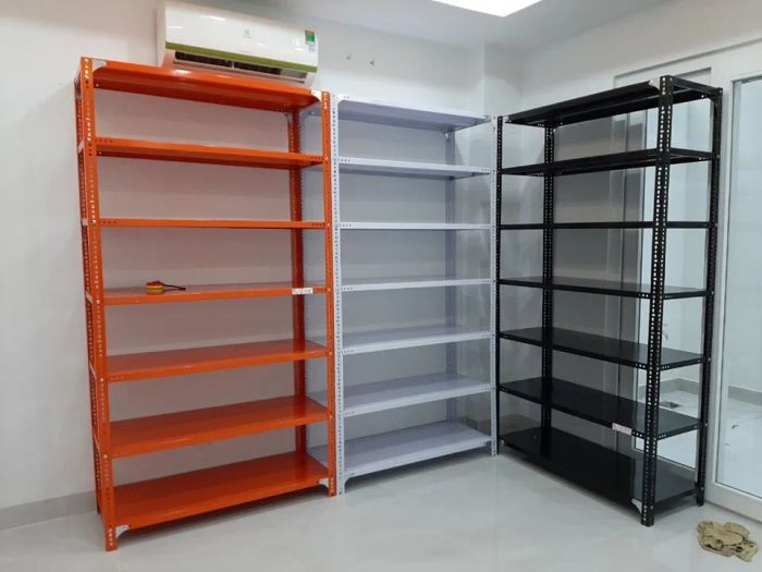 Hệ thống kệ sắt công nghiệp đạt chuẩn tại Xuyên Việt