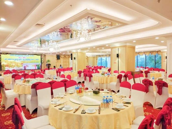 Trung Tâm Hội Nghị - Nhà Hàng Hoàng Gia Tiến Lộc hình ảnh 2